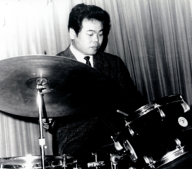 Daisuke Inoue at the drums